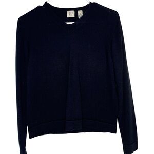 GAP Black V-Neck Sweater
